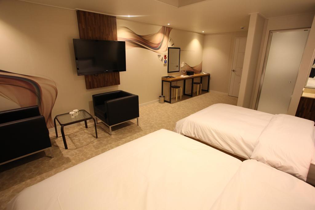 New Suwon Hotel Exterior photo